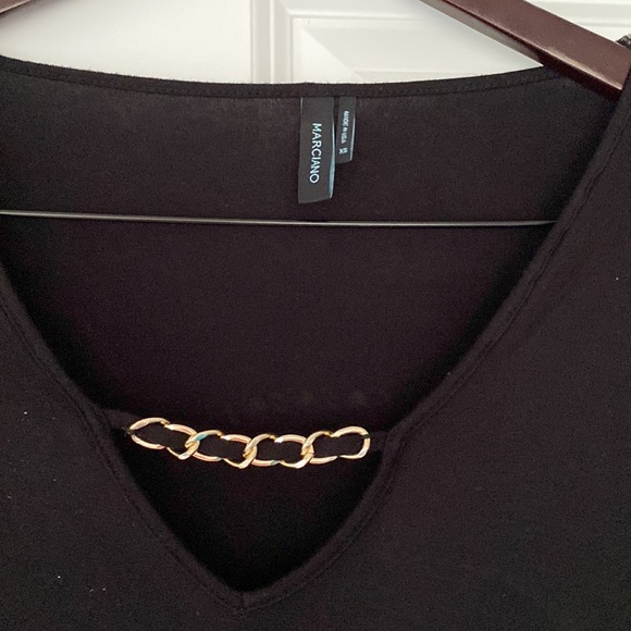 Guess by Marciano Black Bell Shaped Sheered Sleeves Top - Picture 5 of 5